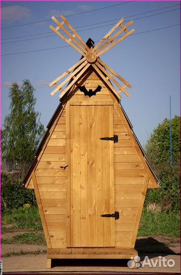 Уличный туалет деревянный HAT113