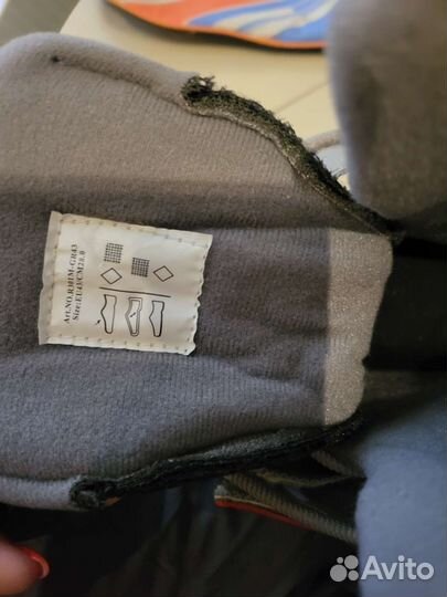 Роликовые коньки