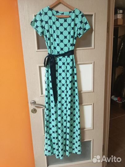 Длинное платье в пол