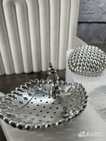 Крупные акцентные серьги