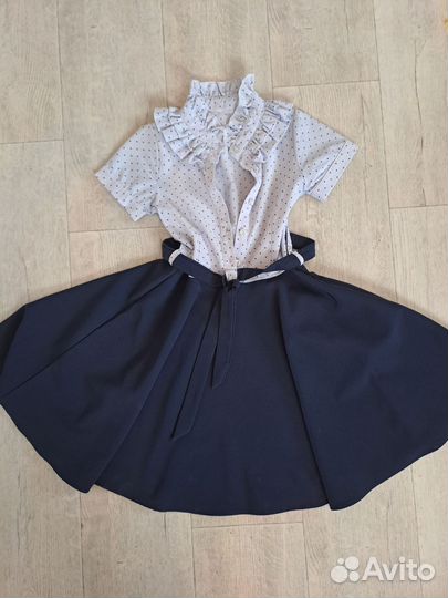 Одежда для школьницы, 128р