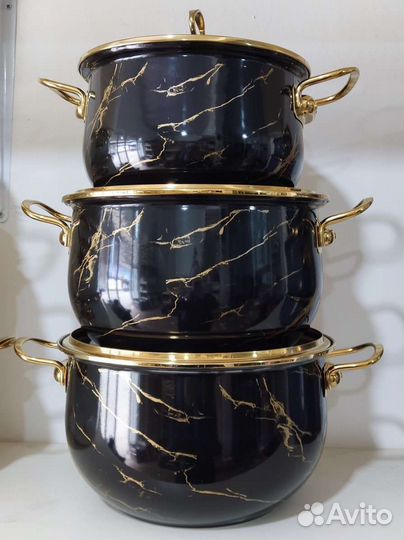 Набор кастрюль эмалированных