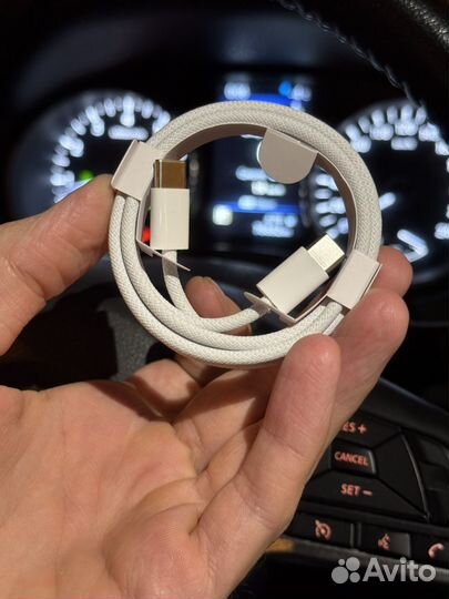 Плетенный провод от iPhone 15 Pro Max ориг Новый