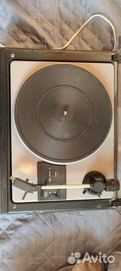 Проигрыватель винила СССР