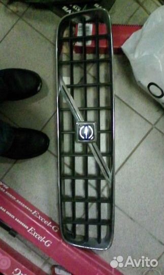 Volvo XC90 решетка радиатора