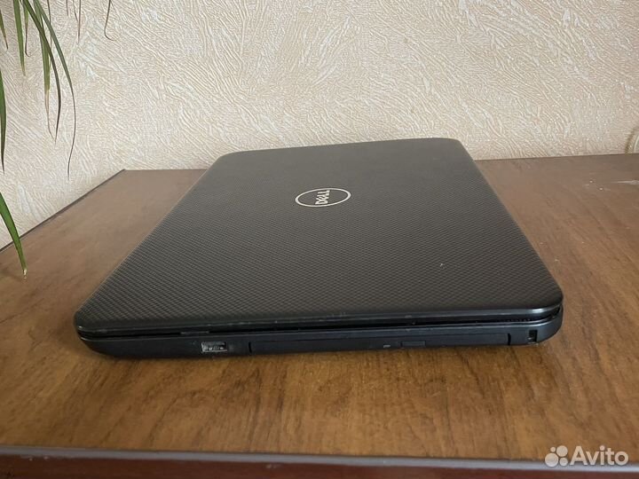 Ноутбук Dell Inspiron 3537