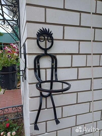 Подставка для цветов металлическая 1750