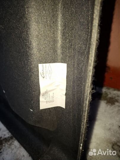 Полка багажника