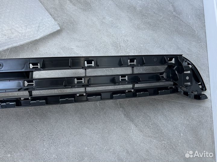 Решетка радиатора внутренняя часть VW Scirocco