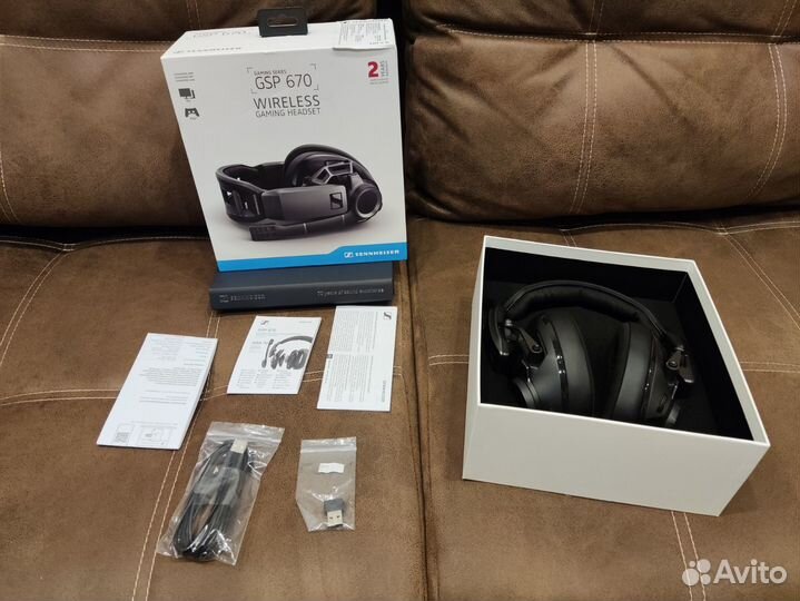 Беспроводные наушники Sennheiser Gsp 670