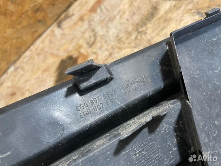 Решетки в бампер Ауди A6 C7 заглушки птф