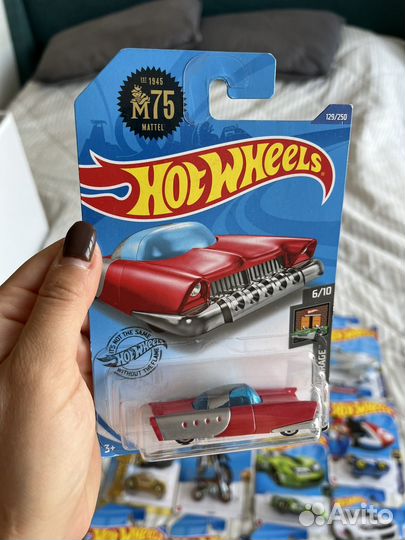 Машинки hot wheels