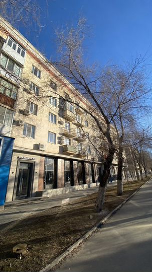 3-к. квартира, 74 м², 4/5 эт.