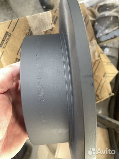 Диск тормозной Toyota 42431-33150