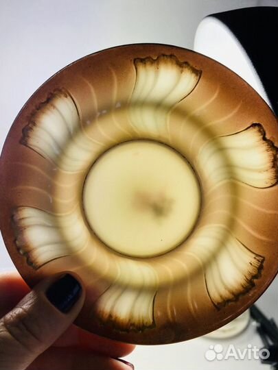 Антикварная чашка Лимож