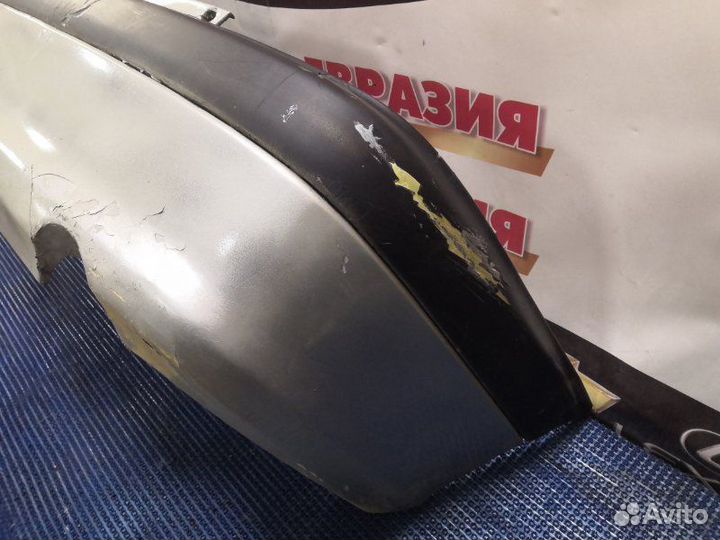 Бампер задний Toyota Avensis AT220 4A-FE 1999