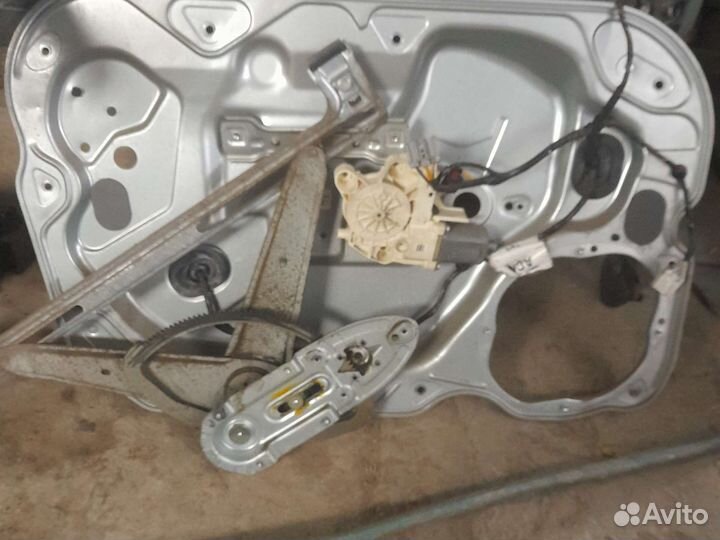 Ford focus 2 стеклоподъемник