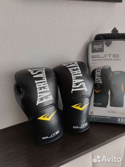 Боксерские перчатки everlast elite 10 oz