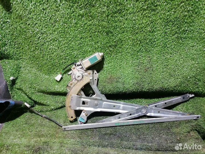 Стеклоподъемник передний левый Mitsubishi Delica P