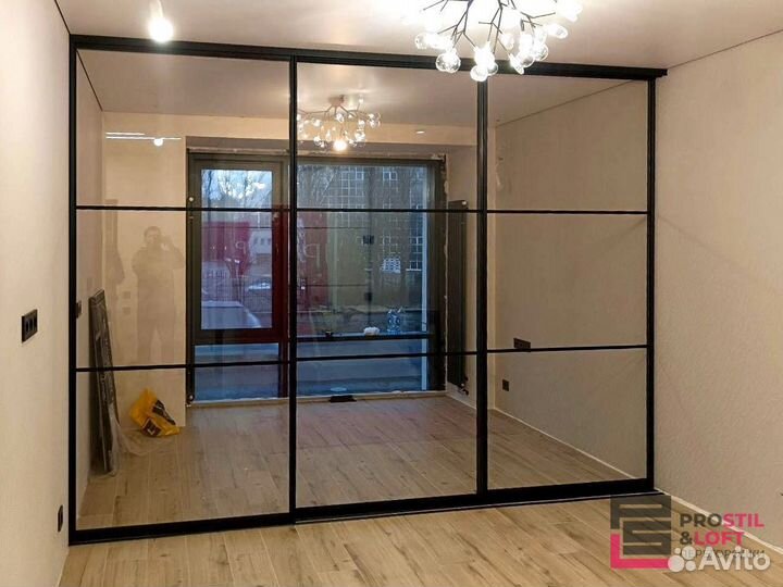 Стеклянная перегородка лофт