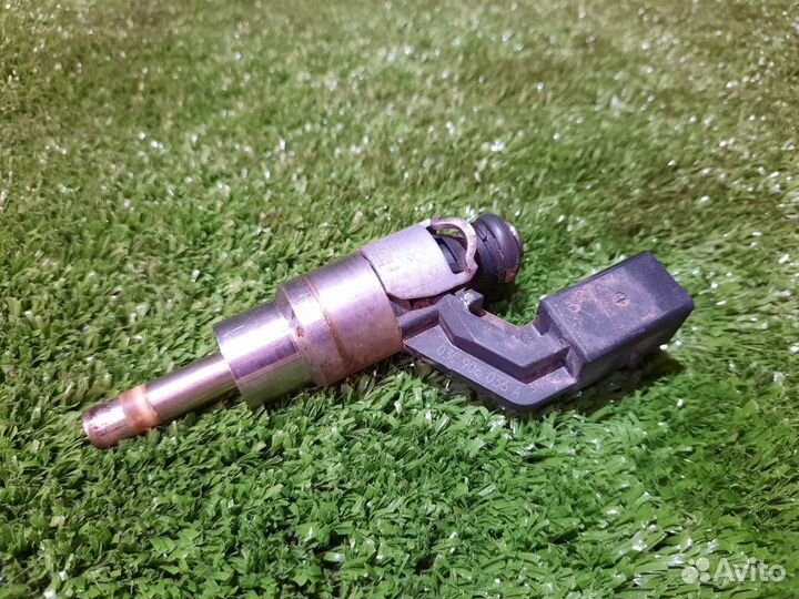 Форсунка топливная Skoda Octavia, II (A5)