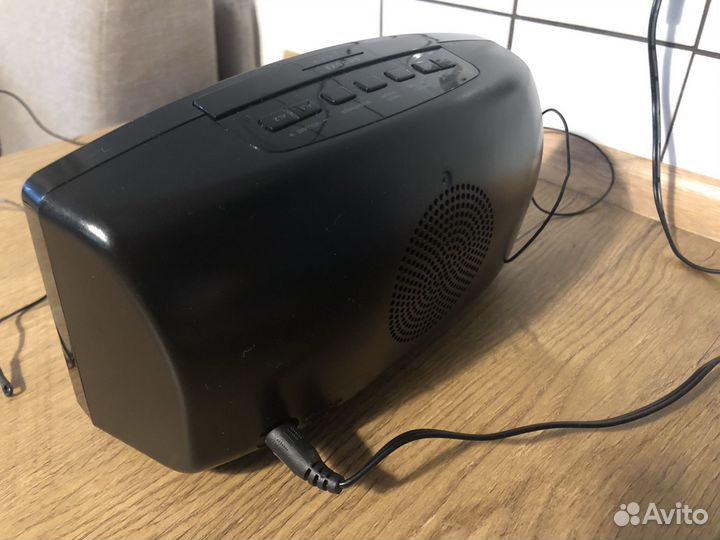 Радио часы будильник philips