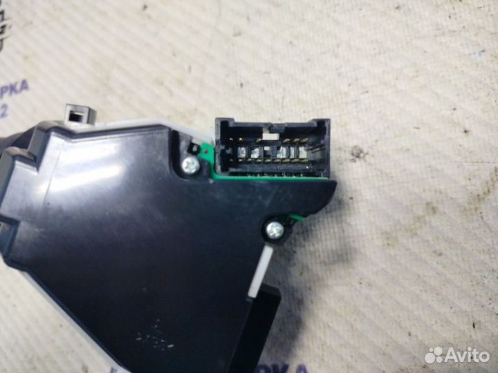 Переключатель стеклоочистителя Nissan Qashqai J10