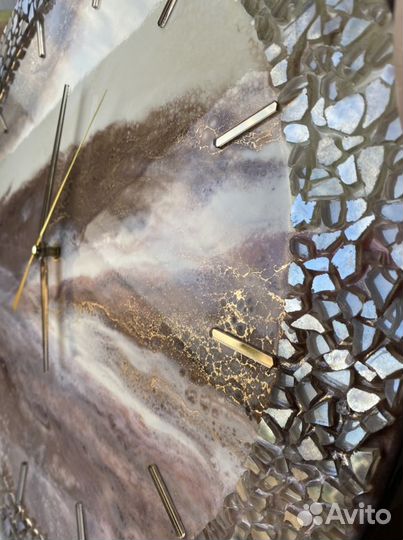 Часы из эпоксидной смолы