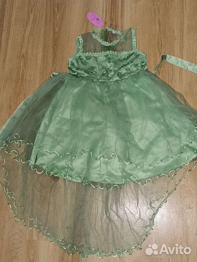 Новое платье праздничное. Размер 134-140