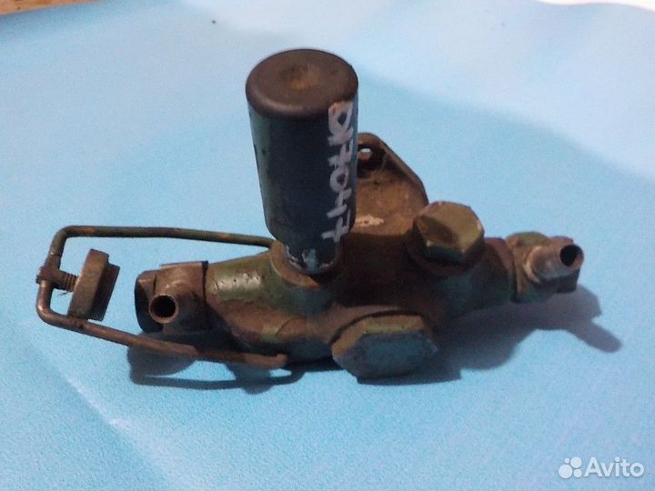 2445103108 Насос подкачки Mercedes Benz