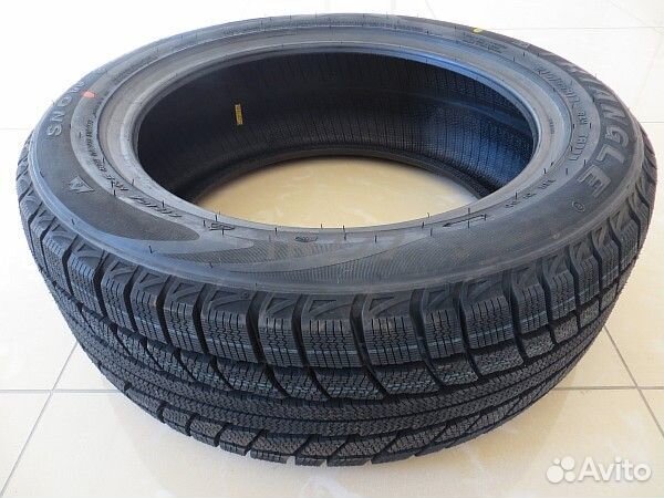 Triangle TR777 235/55 R17 103H