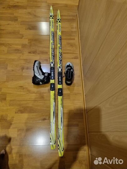 Беговые лыжи Fischer