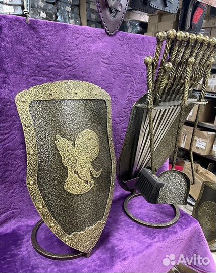 Подставка под шампуры Щит