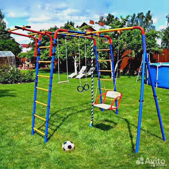 Детский уличный спортивный комплекс