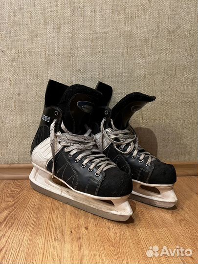 Коньки хоккейные CCM Powerline 120