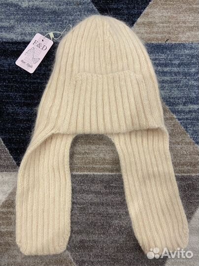 Новая Шапка из ангоры и перчатки женские