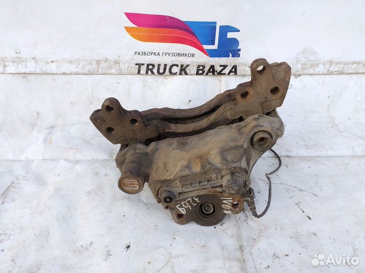 Суппорт правый