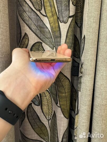 iPhone Xs, 256 ГБ