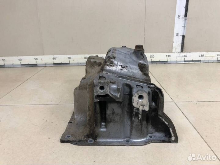 Б/У Поддон масляный двигателя 1151164J02 suzuki