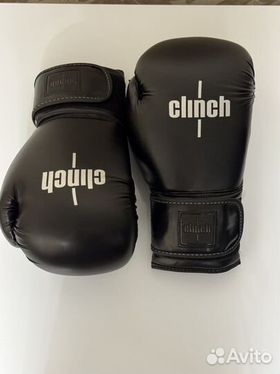 Боксерские перчатки 14 oz Clinch Fight 2.0