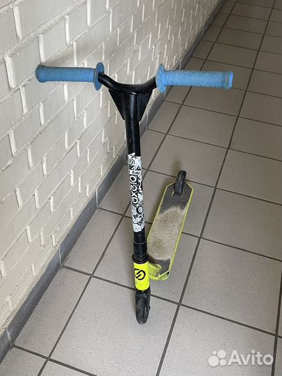 Трюковой самокат oxelo