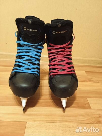 Коньки хоккейные 43 размер