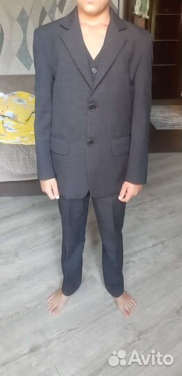 Костюм школьный на мальчика 134 р