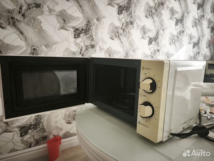 Микроволновка бу рабочая