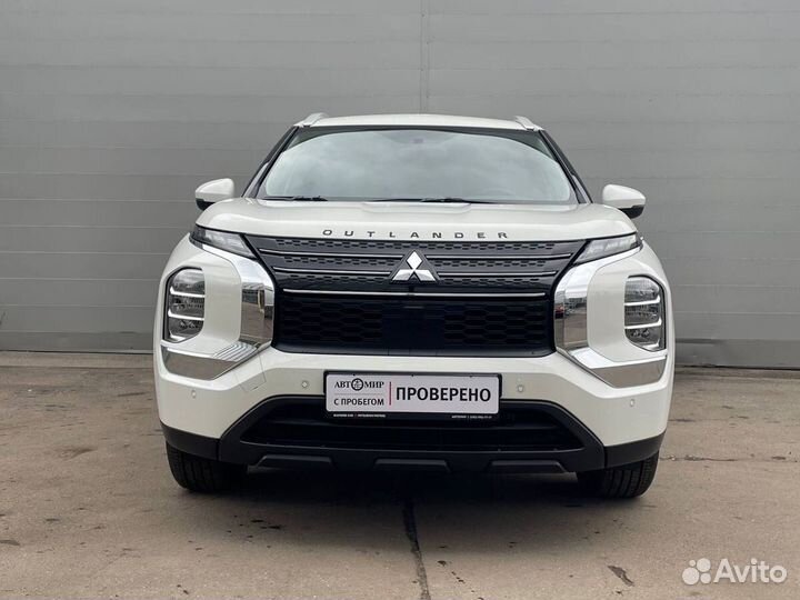 Mitsubishi Outlander 2.5 CVT, 2022