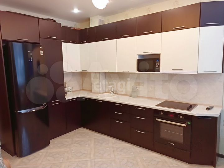 2-к. квартира, 72,9 м², 2/12 эт.