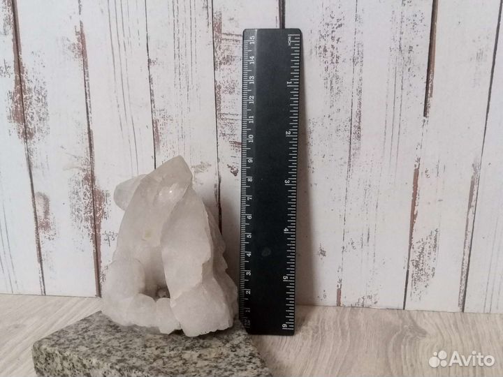 Друза горного хрусталя