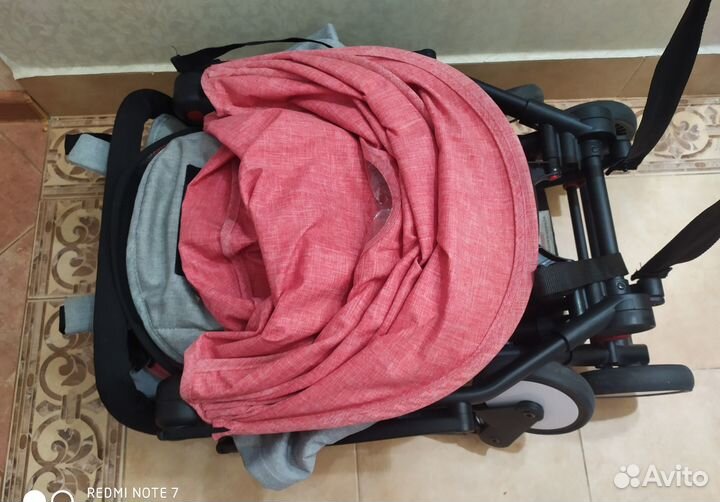 Прогулочная коляска