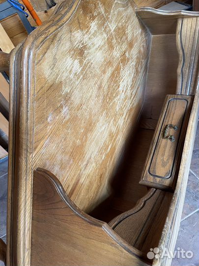 Угловой стол-тумба