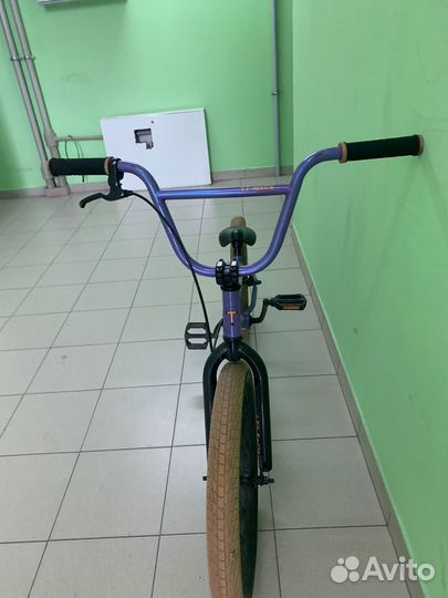 Трюковой велосипед BMX